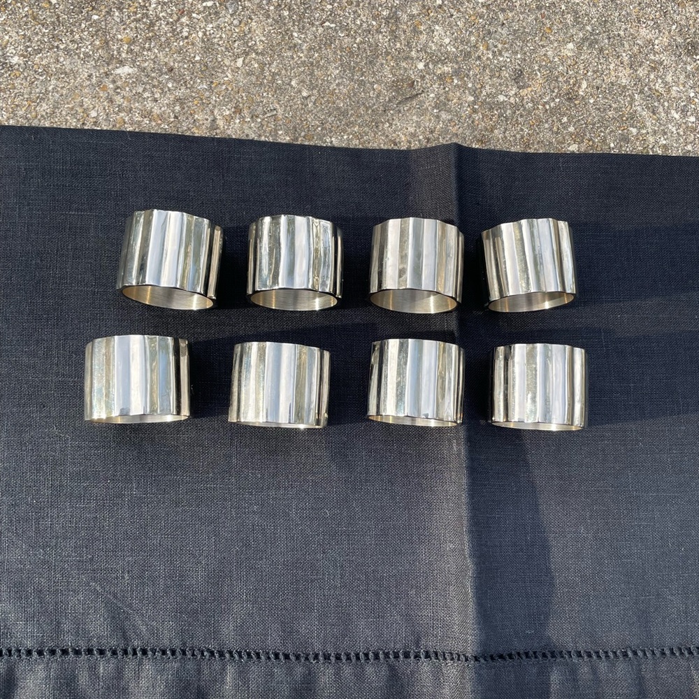 Silver, metal hammered napkin rings